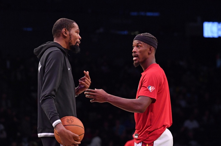 名记:太阳追巴特勒最积极但交易难度最大 热火2年前就拒绝过比尔