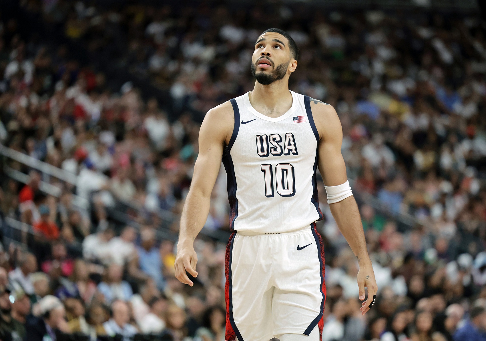 韦德：塔图姆夺冠后经历的一切对绿军非常有利 他仍然充满动力